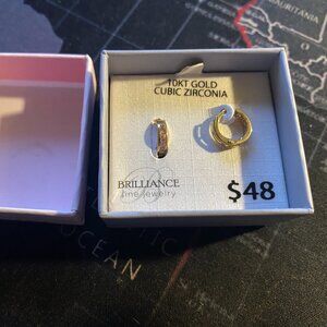 NIB Baby Hoop Earrings~10 kt gold